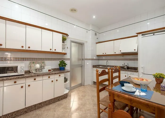 Downtown -parking Included- Apartment *