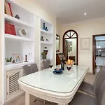 Downtown -parking Included- * Ronda