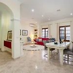 Downtown -parking Included- Apartament Ronda